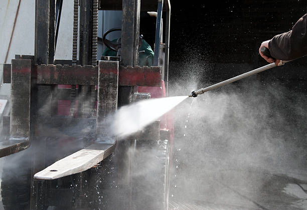 Best Gas Station Cleaning  in Solana, FL